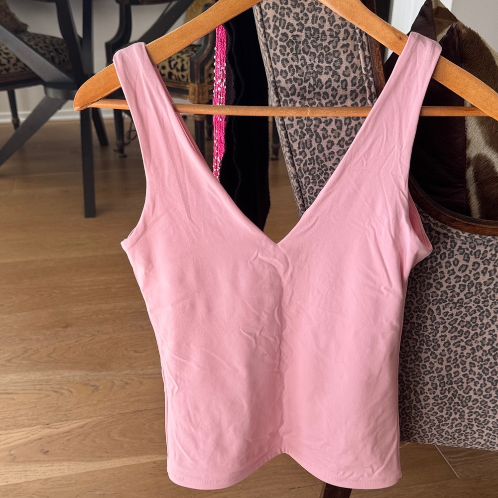 Chic Pink Sleeveless Tank Top